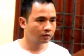 Bắt kẻ giả danh công an để cướp tiền gái mại dâm