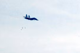 Xem Su-30 Việt Nam thực hành ném bom tiêu diệt mục tiêu mặt đất