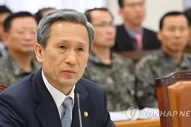 Bộ trưởng Quốc phòng Hàn Quốc bị dọa "trừng phạt" nếu xúi giục chiến tranh