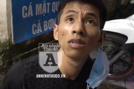 [CLIP] Vào chốt 141, nam thanh niên 'ngơ ngác' trước... gói ma túy trong túi quần