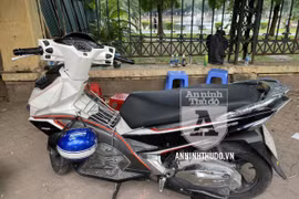 Cảnh sát 141 phát hiện chiếc xe AirBlade bị kẻ gian ‘phù phép’, rồi đưa từ Nam ra Bắc