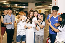 Hoàng Thùy Linh làm "nóng" sân chơi "Thử thách cùng bước nhảy"