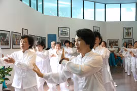 Khi cha mẹ già “khó ở”