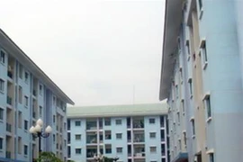 Khó “ép” dân vào ở