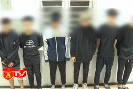 Tạm giữ nhóm thanh thiếu niên gây rối trật tự công cộng.