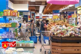 Bảo vệ người tiêu dùng trong hoạt động thương mại điện tử