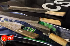 Kiểm tra nồng độ cồn, phát hiện trường hợp mang theo nhiều vũ khí