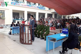 Đang xét xử lưu động Tẩn Láo Lở - kẻ giết 4 người trong gia đình