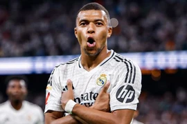 Xem Mbappe ghi bàn đầu tiên ở La Liga