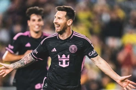 Messi lập cú đúp trong 5 phút, Inter Miami vô địch