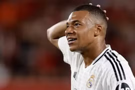 Mbappe bị chê là 'Hazard mới' khi ra mắt La Liga