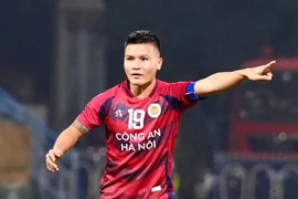 Quang Hải chứng tỏ vai trò đội trưởng trong phòng thay đồ Công an Hà Nội FC