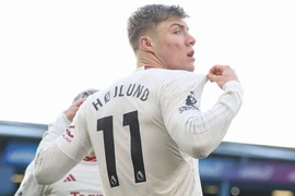 Ghi bàn như máy, Hojlund lập kỷ lục Ngoại hạng Anh