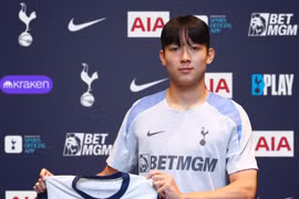 'Thần đồng' bóng đá Hàn Quốc gia nhập Tottenham