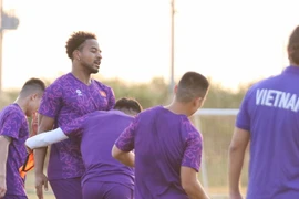 Nét lạ từ thể hình lực lưỡng của Nguyễn Xuân Son ở ĐT Việt Nam