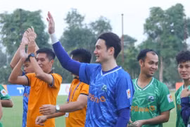 Đội bóng mới của Đặng Văn Lâm, Hoàng Đức thắng liên tiếp