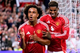 3 tân binh ra mắt thành công, Man Utd tạm chiếm đỉnh BXH
