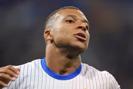 Dính cáo buộc hiếp dâm, Mbappe nói gì?