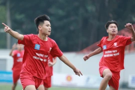 Các đội mặc trang phục thi đấu như thế nào ở chung kết?