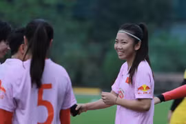 Huỳnh Như muốn ĐT nữ Việt Nam có nhiều cầu thủ nhập tịch