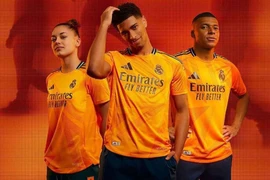 Mbappe xuất hiện cùng áo đấu lạ mắt của Real Madrid