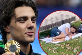 'Nam thần' vô địch Olympic phải 'ngủ bờ ngủ bụi' ở Paris