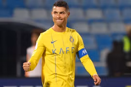 Xem Ronaldo ghi bàn đầu tiên trong năm 2024