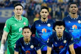 Thủ môn Đặng Văn Lâm gặp hạn đầu năm