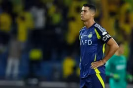 Ronaldo ghi bàn, Al Nassr thua ngược tủi hổ ở Siêu cúp
