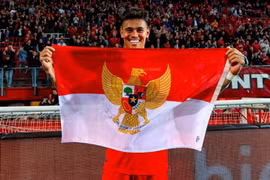 Trung vệ có giá đắt hơn cả ĐT Việt Nam muốn đưa Indonesia dự World Cup 2026