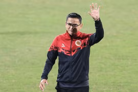 HLV Kiatisak nói gì sau chiến thắng đầu tay cùng Công an Hà Nội FC?