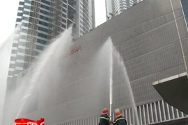 Diễn tập phương án chữa cháy tòa nhà Keangnam cao 72 tầng ở Hà Nội