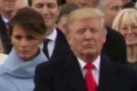 Lý giải gương mặt buồn của Đệ nhất phu nhân nước Mỹ trong lễ nhậm chức