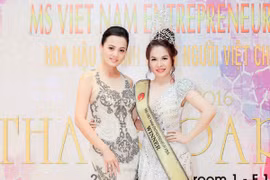 Tân Hoa hậu Lê Thanh Thúy lần đầu xuất hiện tại sự kiện