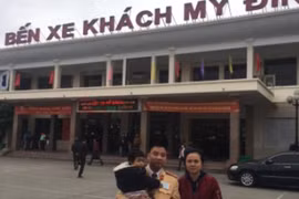 Giúp hai mẹ con bị mất hành lý về nhà an toàn