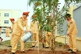 Cục CSGT phát động "Tết trồng cây xuân Đinh Dậu"