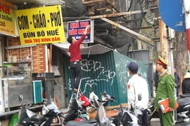 Quận Hoàn Kiếm, Hà Nội: Lấy lại vỉa hè cho người đi bộ