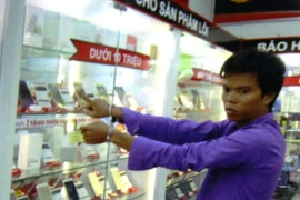 Bắt bảo vệ trộm 80 sản phẩm của cửa hàng FPT trị giá 1,5 tỷ đồng