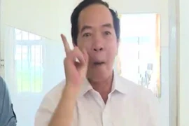 Cản trở báo chí, GĐ Bệnh viện Lương Tài bị đình chỉ công tác