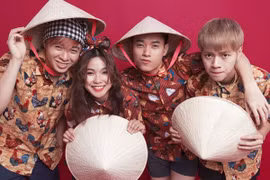 Trúc Nhân hòa giọng trong "Nắng cực"