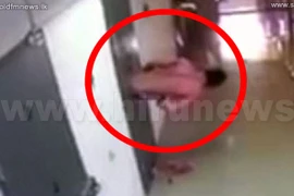 Trần truồng vượt ngục