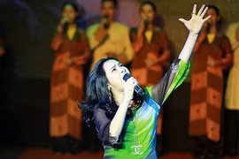 ​Pop, ca trù, xẩm cùng lên "thánh đường nghệ thuật" ​