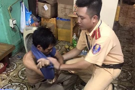 Chủ tịch nước Trần Đại Quang gửi thư khen 4 cán bộ chiến sĩ Công an giúp dân trong bão số 3