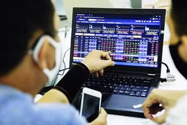 Thị trường chứng khoán gặp khó ở ngưỡng 1.400 điểm, vì sao?