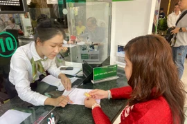 Người dân than khó mua vàng trực tuyến, Ngân hàng Nhà nước nói gì?