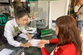 Người dân than khó mua vàng trực tuyến, Ngân hàng Nhà nước nói gì?