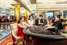 Đề xuất kéo dài thời gian thí điểm cho người Việt vào chơi casino