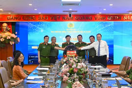 Vietcombank là ngân hàng đầu tiên khai thác dịch vụ xác thực điện tử của Bộ Công an