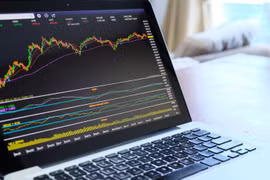 Xử phạt 23 cá nhân vì cho mượn tài khoản để thao túng cổ phiếu GKM