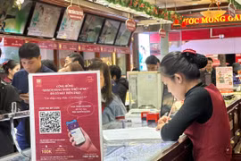 Giá vàng SJC liên tiếp giảm sâu, chỉ còn cao hơn thế giới khoảng 12,5 triệu đồng/lượng